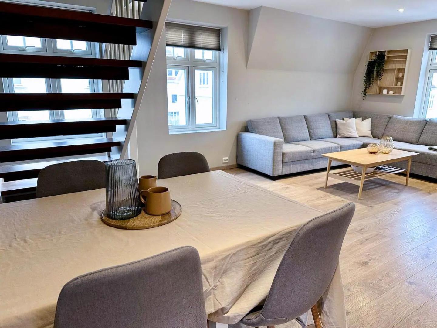 Апартаменты Stylish & Bright Penthouse - Office - 5 Star Location! Егерсунд Экстерьер фото